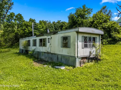 Exterior - 111 Kyle Valley Rd, Eidson, TN 37731 photo 7 of 7