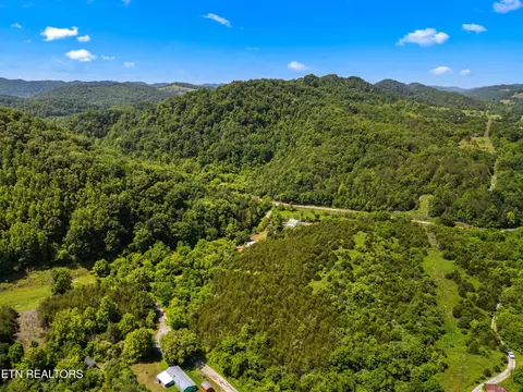 View/Area - 111 Kyle Valley Rd, Eidson, TN 37731 photo 10 of 13
