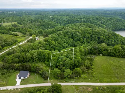 lot32 Lake Bluff Rd, Baxter, TN 38544