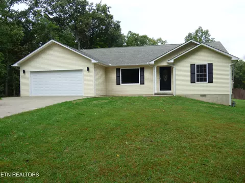 6 Coyote Ct, Crossville, TN 38572
