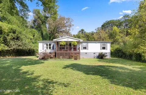 7704 Sevierville Pike, Knoxville, TN 37920