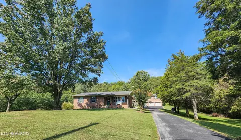 319 Tater Valley Rd, Luttrell, TN 37779