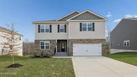 2915 Hudson Orr Dr, Maryville, TN 37803