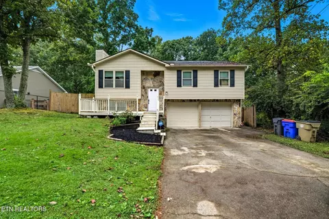 6905 Ellesmere Dr, Knoxville, TN 37921