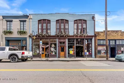 110 E Jackson Ave #2, Knoxville, TN 37915