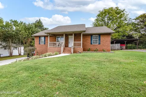 926 Brentwood Dr, Maryville, TN 37804