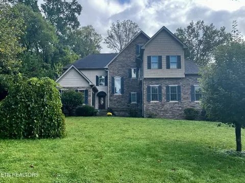 216 Franklin Pl, Clinton, TN 37716