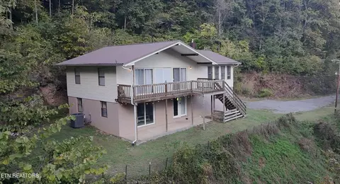 628 Nettleton Rd, Harrogate, TN 37752