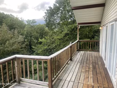 Exterior - 628 Nettleton Rd, Harrogate, TN 37752 photo 5 of 5