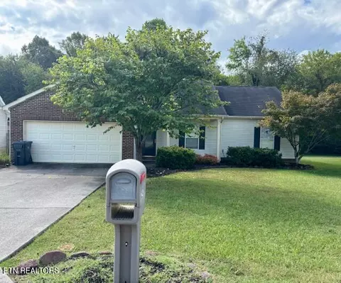 2400 Honey Grove Ln, Knoxville, TN 37923