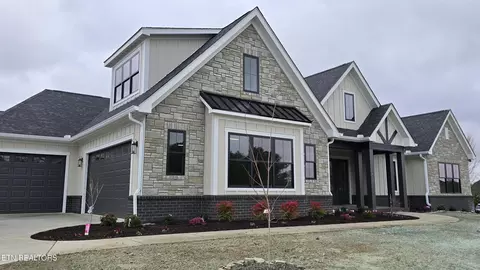 407 Cummings Ct, Morristown, TN 37814