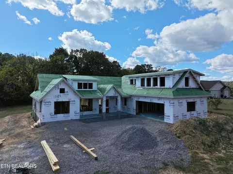 1870 Big Buck Ln, Sevierville, TN 37876