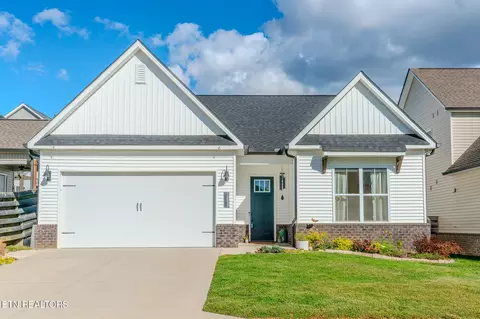 12612 Midland Pass St, Knoxville, TN 37932