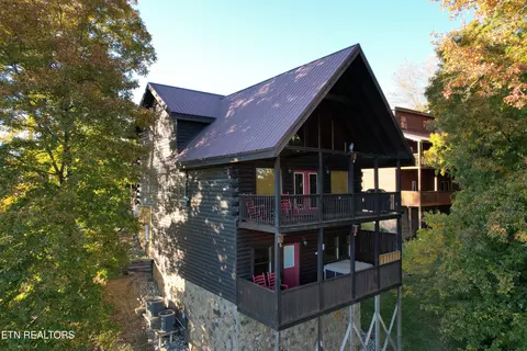 1544 Rainbow Rdg, Sevierville, TN 37862