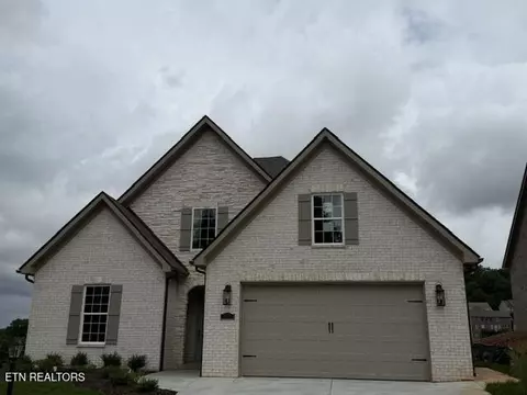 9981 Rio Bravo Ln, Knoxville, TN 37922
