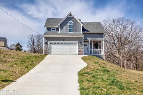 115 Paul Ln, La Follette, TN 37766