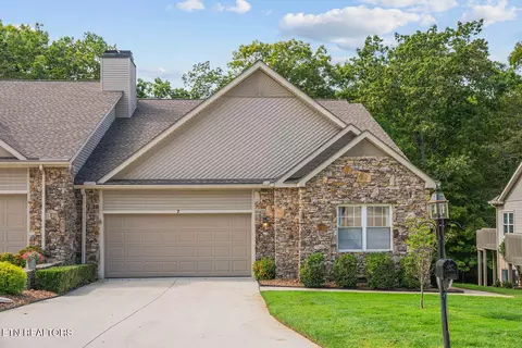 7 Brompton Ct, Crossville, TN 38558
