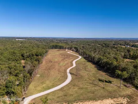 70 North Street, Crossville, TN 38571