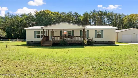 10985 Lantana Rd, Crossville, TN 38572