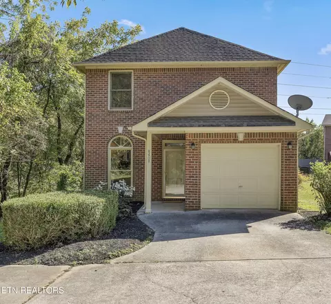 8408 Woodbend Tr, Knoxville, TN 37919