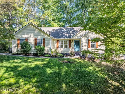 170 Cedar Cir, Powell, TN 37849