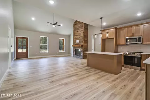 901 Spearhead Cir, Clarkrange, TN 38553 photo 37