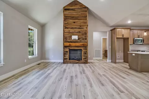 901 Spearhead Cir, Clarkrange, TN 38553 photo 14