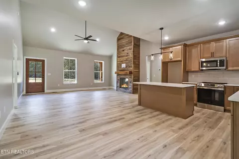 901 Spearhead Cir, Clarkrange, TN 38553 photo 36