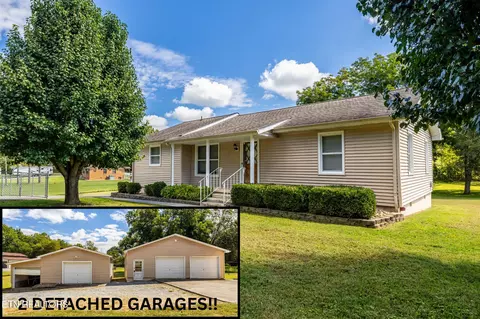 218 Doris Ln, Maryville, TN 37803