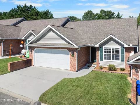 705 Lower Pond Way, Knoxville, TN 37920