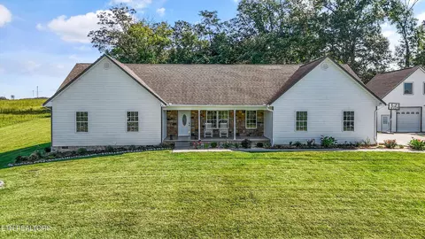 104 Lakeside Meadows Cir, Madisonville, TN 37354