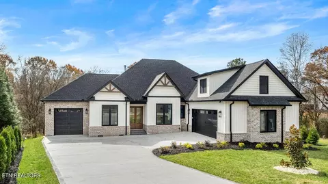 341 Oostagala Pl, Loudon, TN 37774