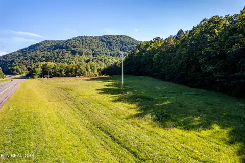 4750 E Lamar Alexander Pkwy, Walland, TN 37886