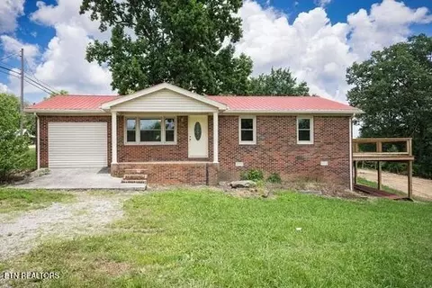 2596 Pine Grove Rd, Spencer, TN 38585