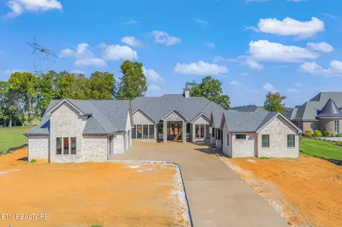 3630 Edgewater Way, Louisville, TN 37777