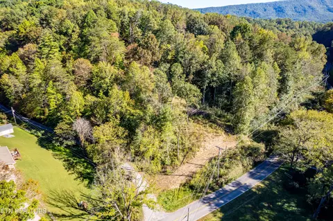 883 Jama Way, Maryville, TN 37803