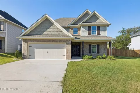 1177 Hamilton Farm Ln, Knoxville, TN 37932