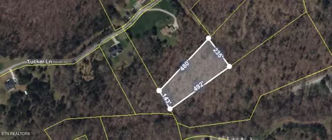 130 Tucker Ln, Lenoir City, TN 37771