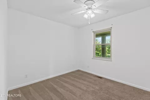 6864 Westgate Cir, Talbott, TN 37877 photo 18