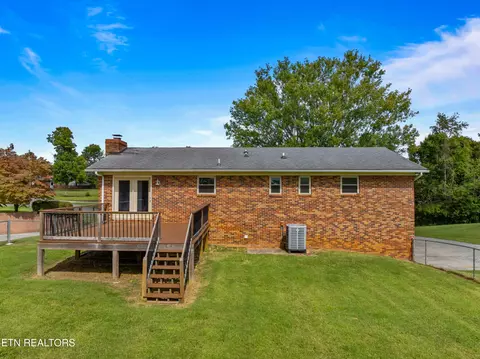 6864 Westgate Cir, Talbott, TN 37877 photo 3