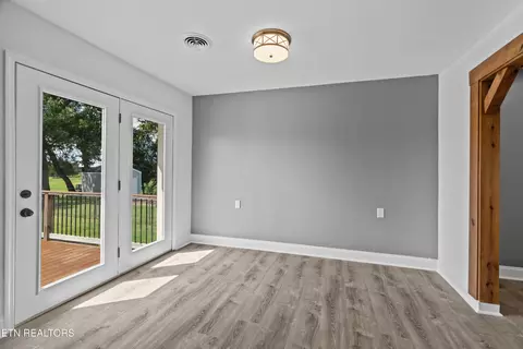 6864 Westgate Cir, Talbott, TN 37877 photo 10