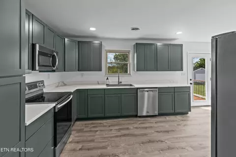 6864 Westgate Cir, Talbott, TN 37877 photo 7