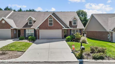 120 Wind Chase Blvd, Madisonville, TN 37354