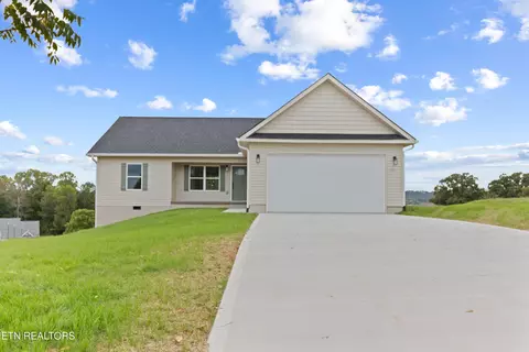 111 Smoky View Ln, Madisonville, TN 37354