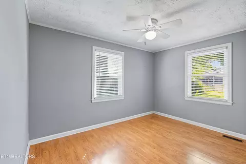 Bedroom - 1765 N Wright Rd, Alcoa, TN 37701 photo 4 of 5