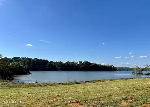 420 Arcadia Peninsula Way, Knoxville, TN 37922