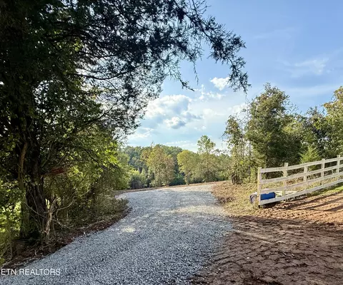 Lucky Lane, Corryton, TN 37721