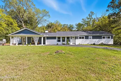 4712 Plymouth Rd, Knoxville, TN 37914