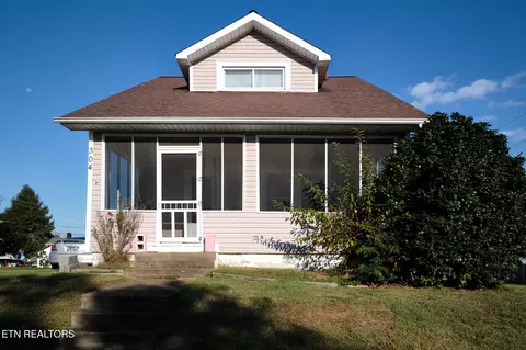 304 W Lincoln Rd, Alcoa, TN 37701