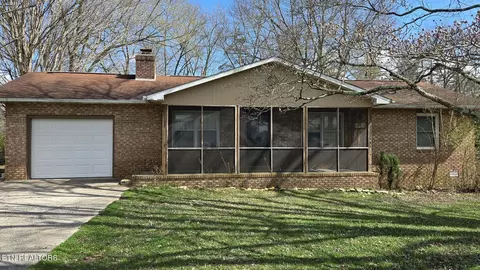 332 Buena Vista Dr, Crossville, TN 38555